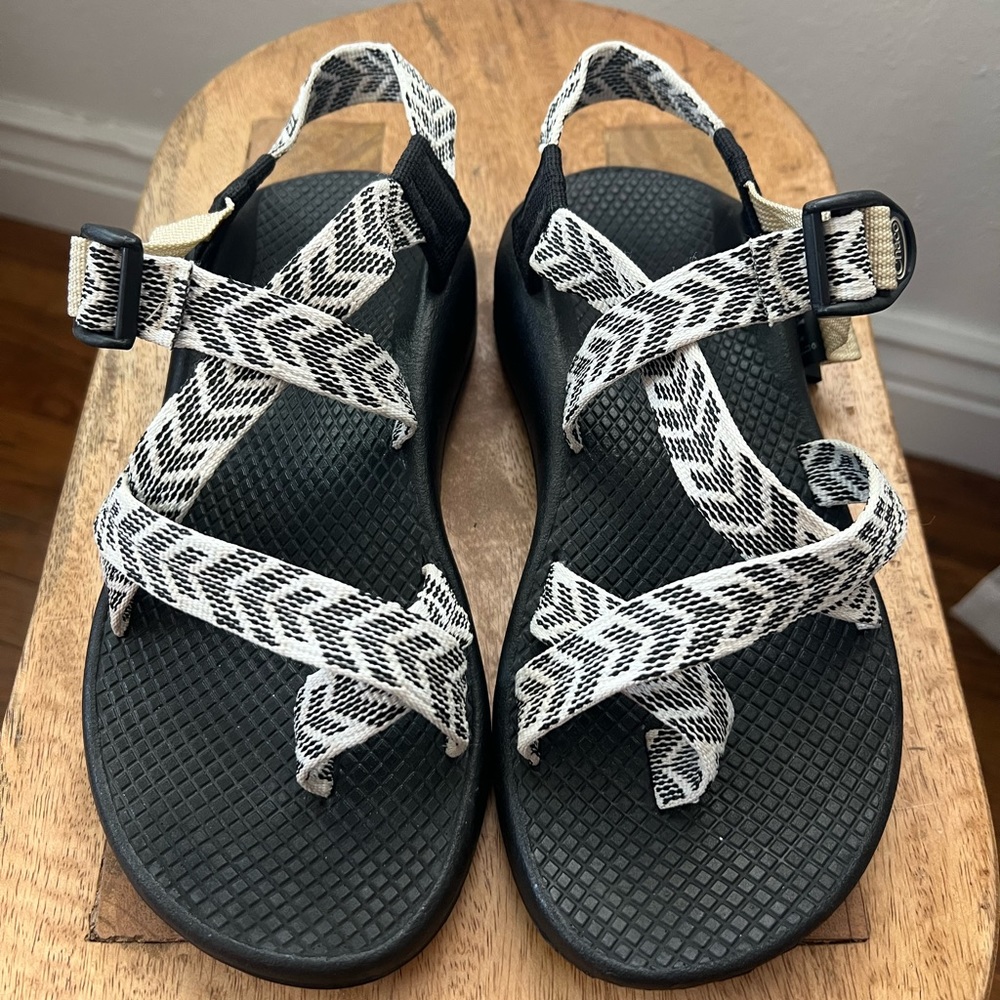 Chaco sandal used size 7